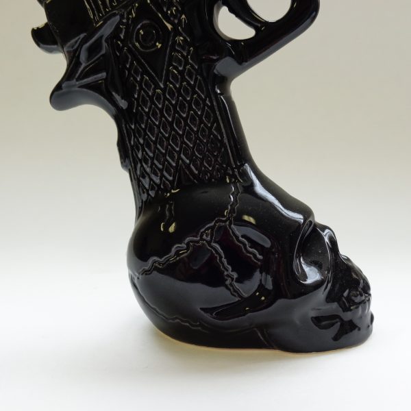 Ceramic pistol water pipe with skull base for wholesale