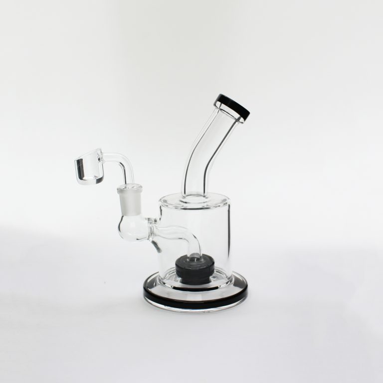 Glass Pipes Wholesale & Smoking Accessories Wholesale for Distributors